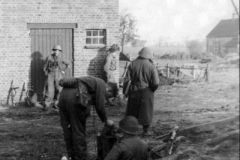 1945-04 Holland 1st 7th DWR