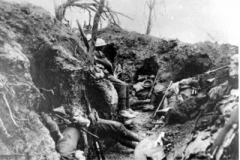 1916 France  5DWR in trenches at Thiepval Wood