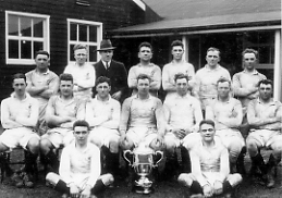 The 1st Battalion 1931/32 Team Captained by Lt Miles Winners of the Army Cup Score = 1DWR (21) - Trg Regt RE (0)